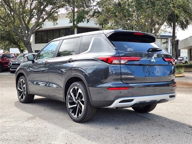 new 2024 Mitsubishi Outlander car, priced at $30,290