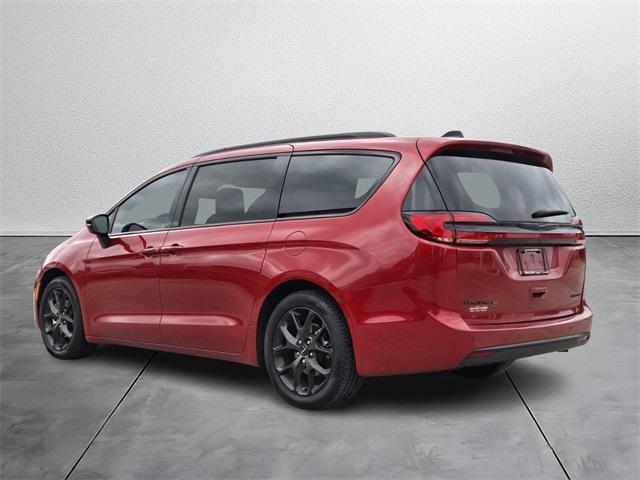 used 2024 Chrysler Pacifica car, priced at $38,997