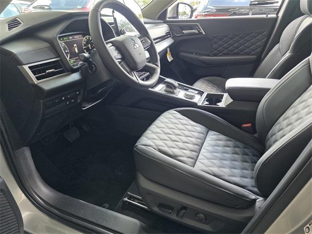 new 2025 Mitsubishi Outlander PHEV car, priced at $42,420