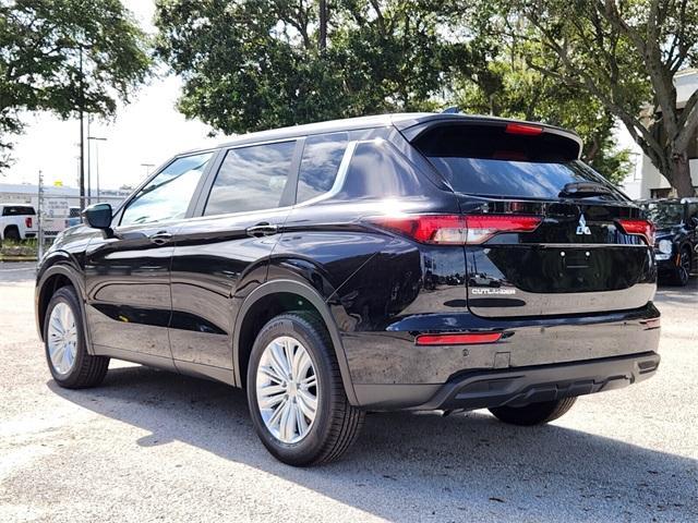 new 2024 Mitsubishi Outlander car, priced at $25,680