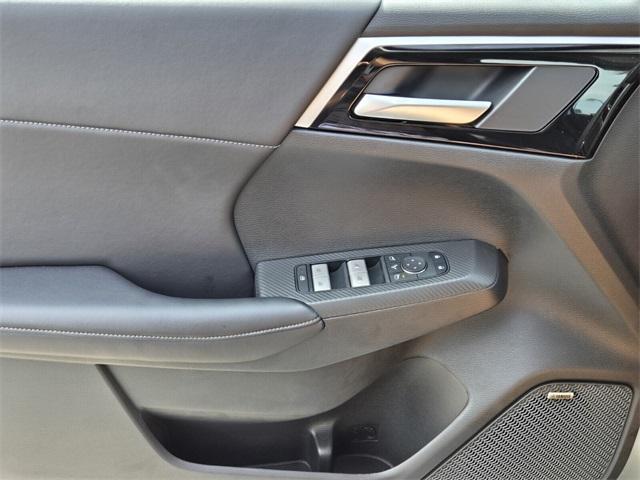 new 2025 Mitsubishi Outlander car, priced at $30,740