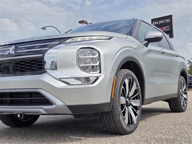 new 2025 Mitsubishi Outlander car, priced at $30,740