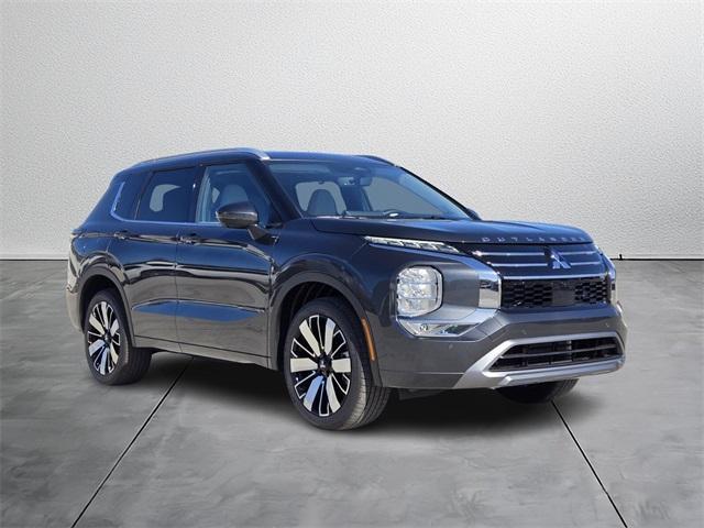 new 2025 Mitsubishi Outlander car, priced at $33,660