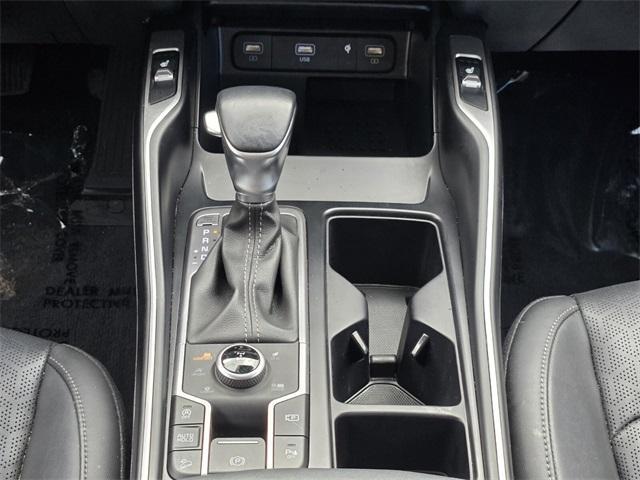 used 2023 Kia Sorento car, priced at $28,297