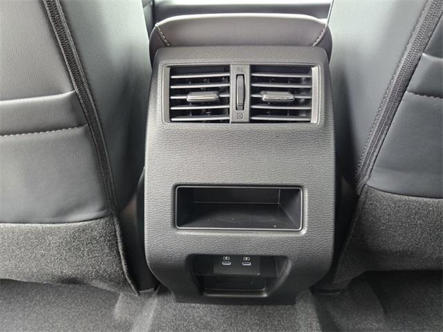 new 2025 Mitsubishi Outlander car, priced at $30,605