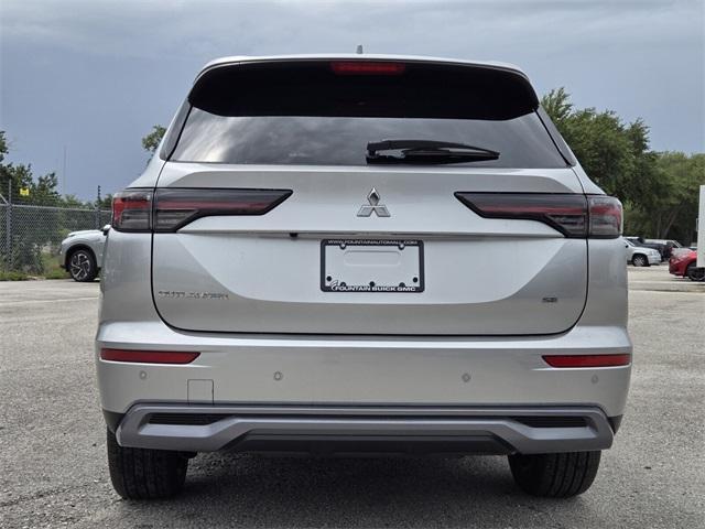 new 2025 Mitsubishi Outlander car, priced at $30,605