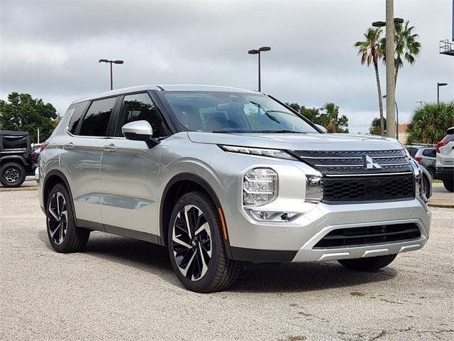 new 2024 Mitsubishi Outlander car, priced at $29,645