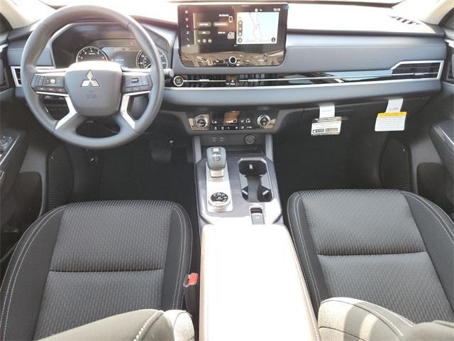 new 2025 Mitsubishi Outlander car, priced at $28,075