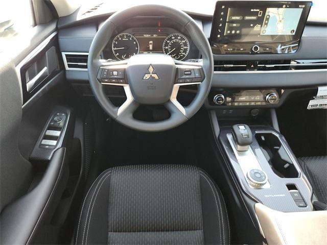 new 2025 Mitsubishi Outlander car, priced at $28,075