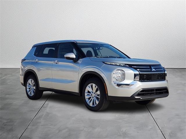 new 2025 Mitsubishi Outlander car, priced at $28,075