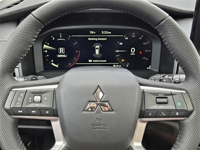 new 2025 Mitsubishi Outlander car, priced at $32,670