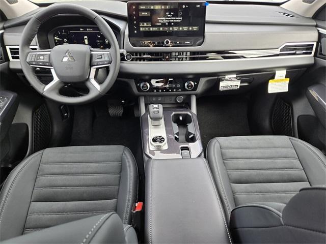 new 2025 Mitsubishi Outlander car, priced at $32,670