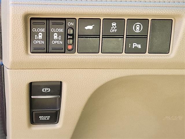 used 2023 Honda Odyssey car, priced at $33,497