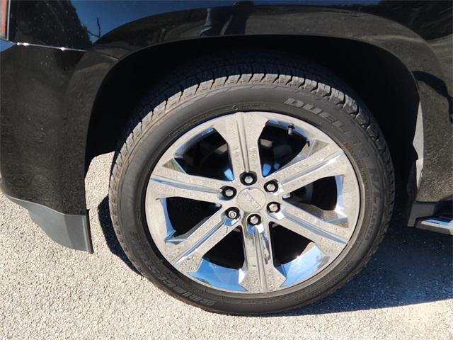 used 2018 GMC Yukon car, priced at $17,497