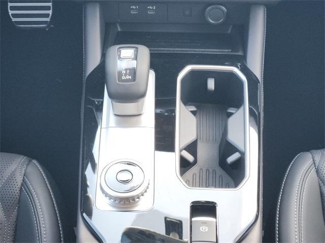 new 2025 Mitsubishi Outlander car, priced at $33,905