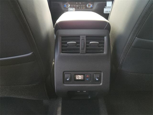 new 2025 Mitsubishi Outlander car, priced at $33,905