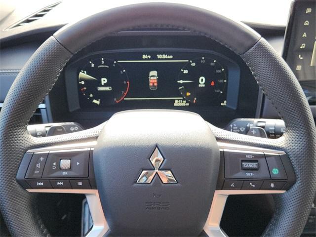 new 2025 Mitsubishi Outlander car, priced at $33,905