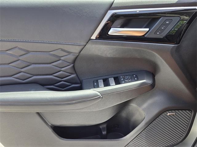 new 2025 Mitsubishi Outlander car, priced at $34,100