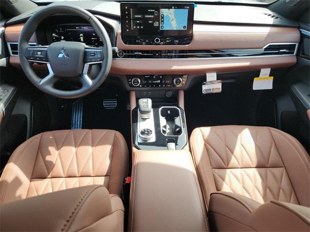 new 2025 Mitsubishi Outlander car, priced at $37,745