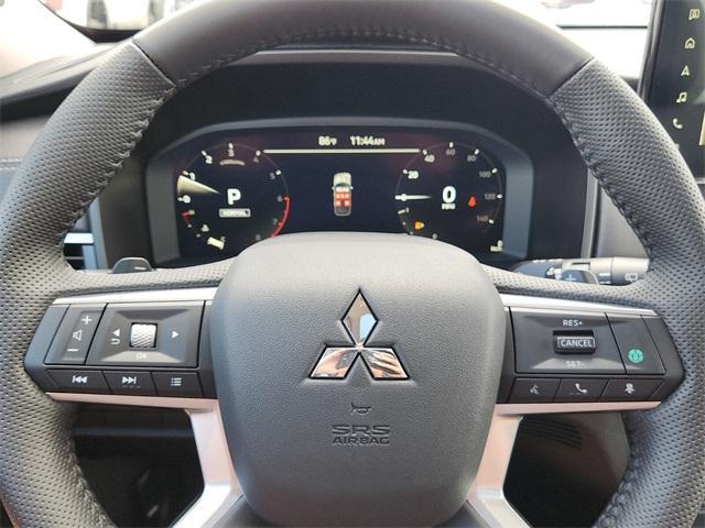 new 2025 Mitsubishi Outlander car, priced at $32,700