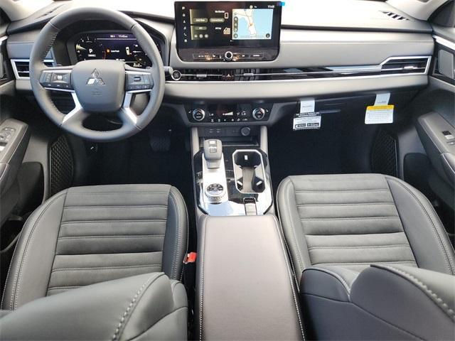 new 2025 Mitsubishi Outlander car, priced at $32,700