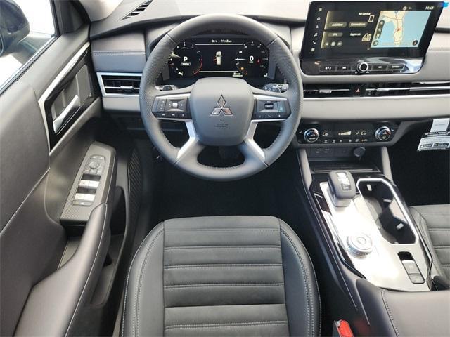 new 2025 Mitsubishi Outlander car, priced at $32,700