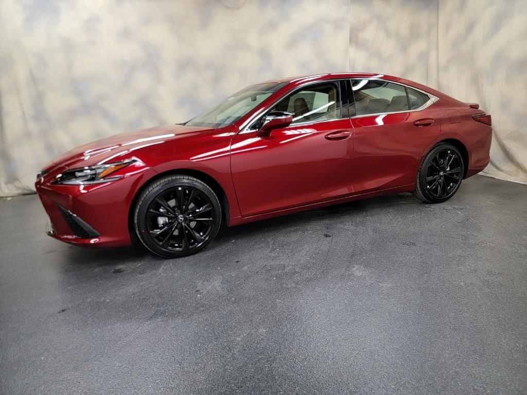 new 2025 Lexus ES 300h car, priced at $52,524