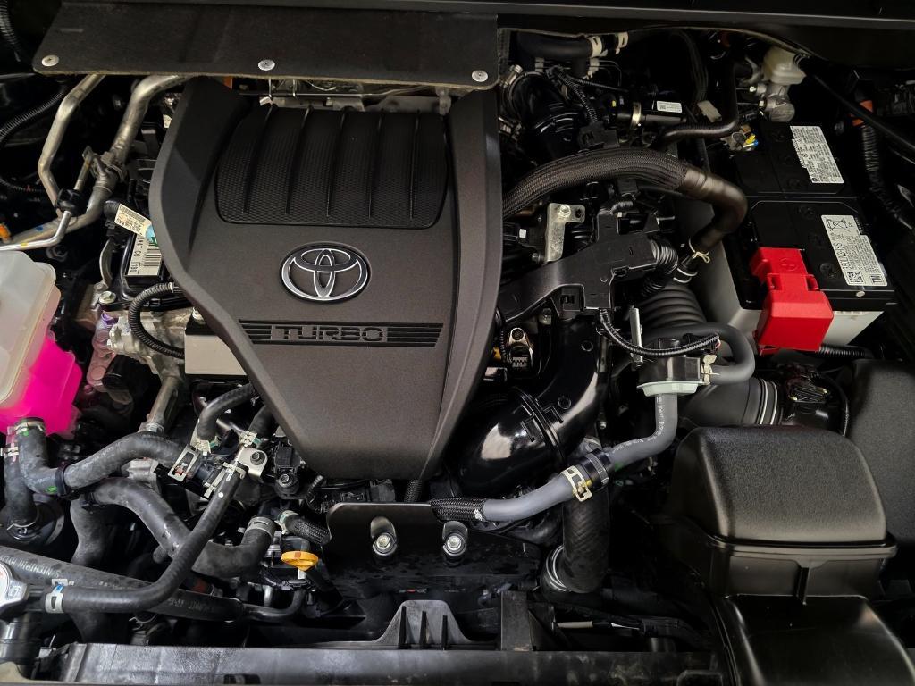 used 2024 Toyota Highlander car, priced at $40,680