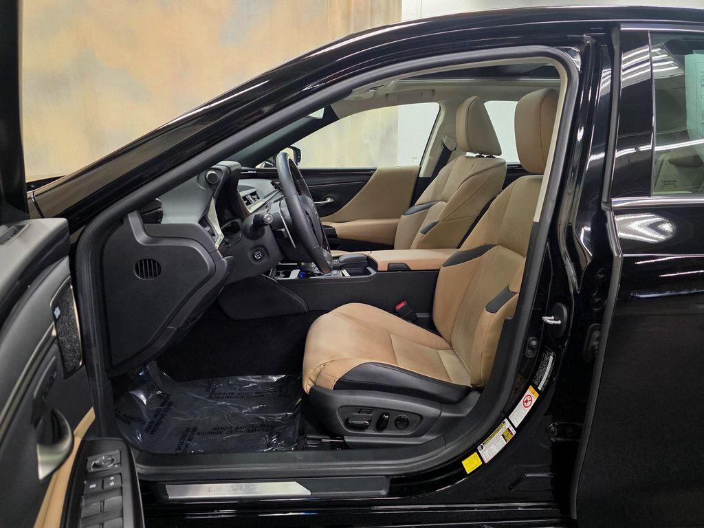 used 2019 Lexus ES 350 car, priced at $31,988