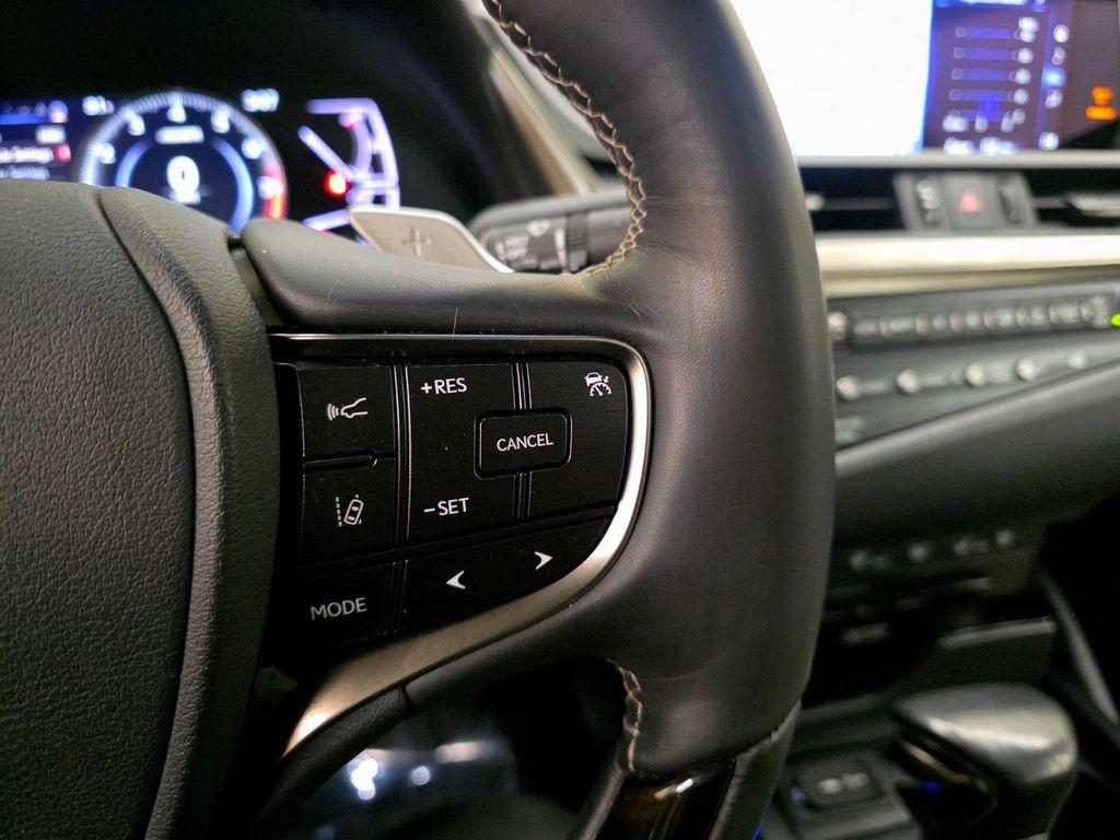 used 2019 Lexus ES 350 car, priced at $31,988