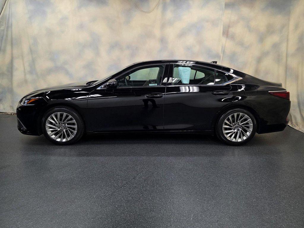 used 2019 Lexus ES 350 car, priced at $31,988