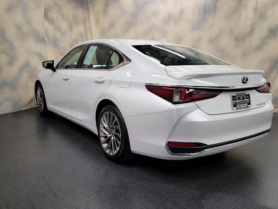 used 2023 Lexus ES 300h car, priced at $47,380