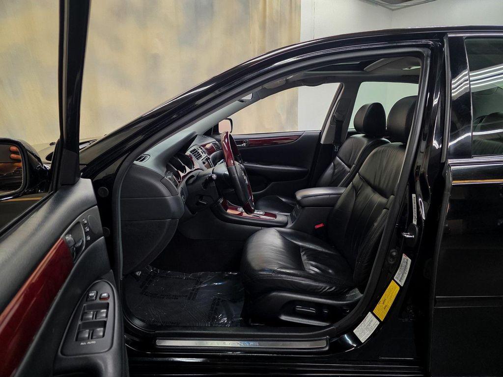 used 2002 Lexus ES 300 car, priced at $12,988