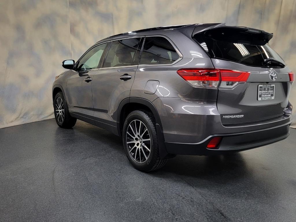 used 2018 Toyota Highlander car, priced at $29,988