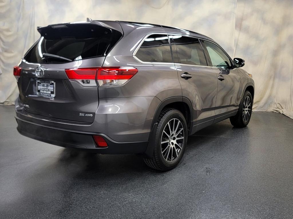 used 2018 Toyota Highlander car, priced at $29,988