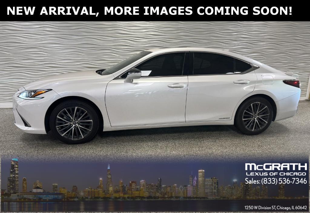 used 2022 Lexus ES 300h car, priced at $41,988