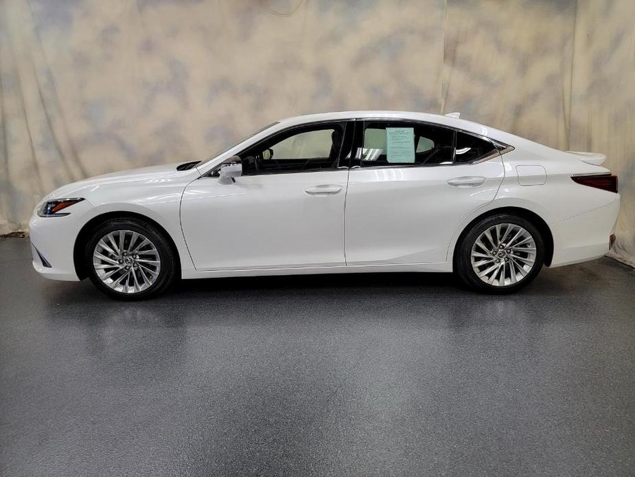 used 2023 Lexus ES 300h car, priced at $47,988