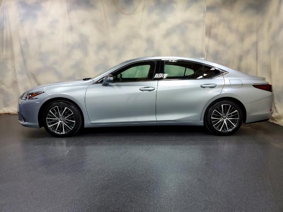 used 2023 Lexus ES 350 car, priced at $40,390