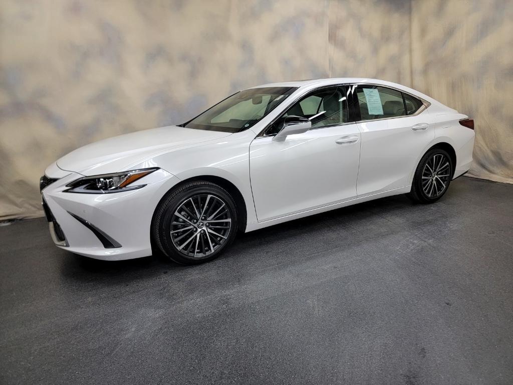 used 2024 Lexus ES 350 car, priced at $43,988