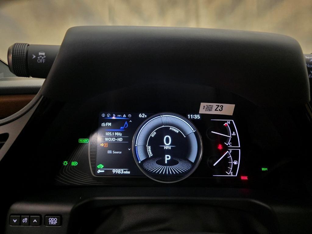 new 2025 Lexus ES 300h car, priced at $52,524