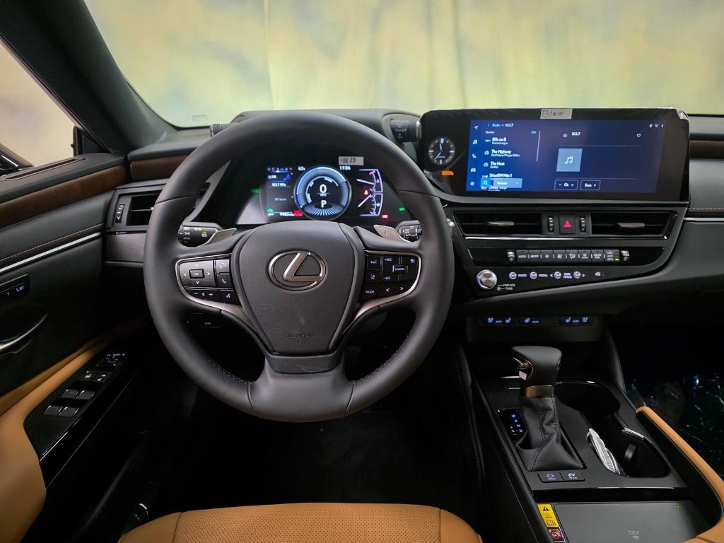 new 2025 Lexus ES 300h car, priced at $52,524