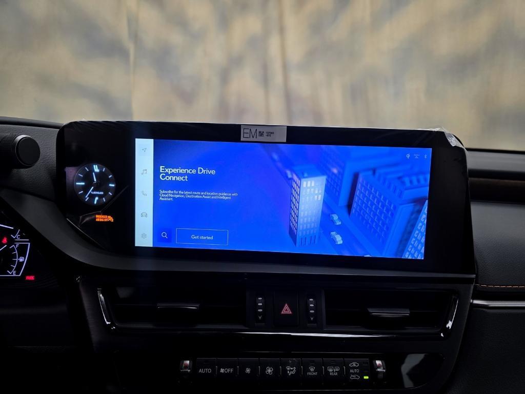 new 2025 Lexus ES 300h car, priced at $52,524