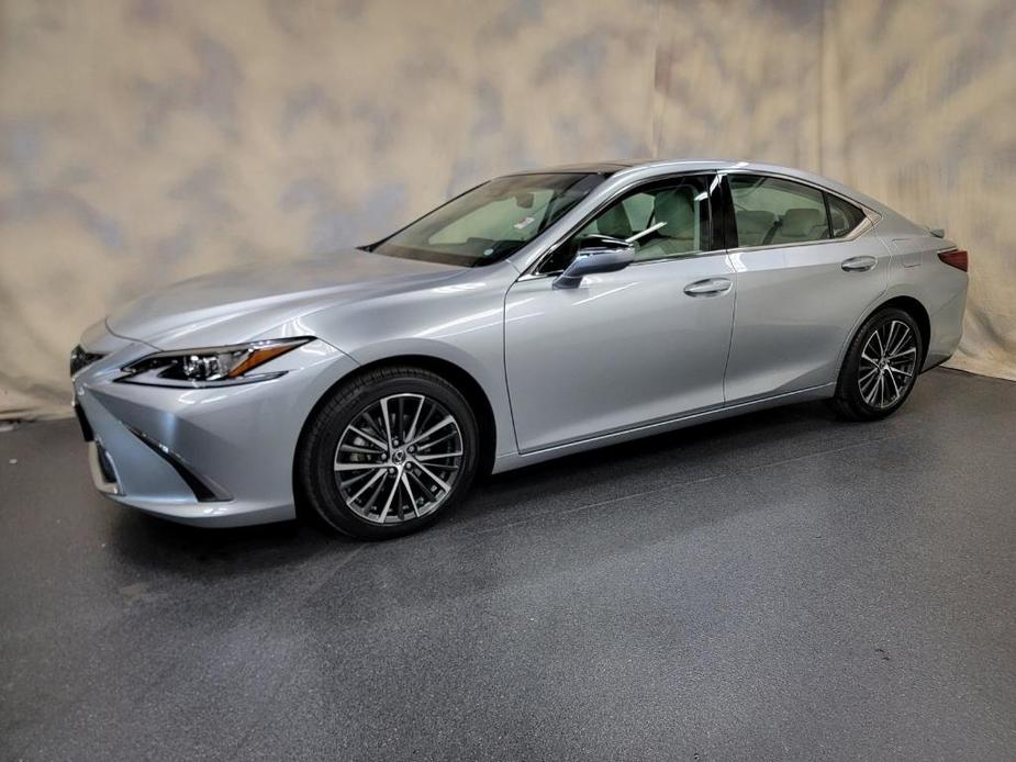 used 2022 Lexus ES 350 car, priced at $36,490