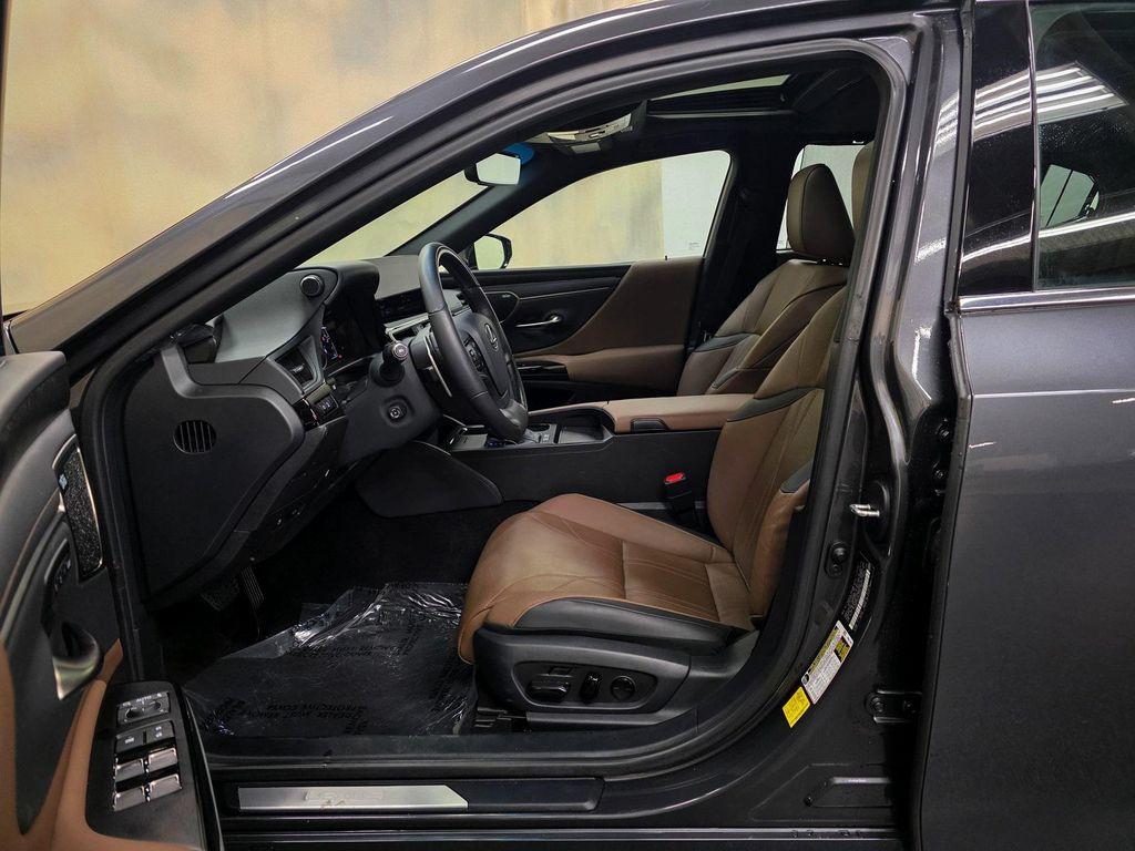 used 2025 Lexus ES 300h car, priced at $49,380