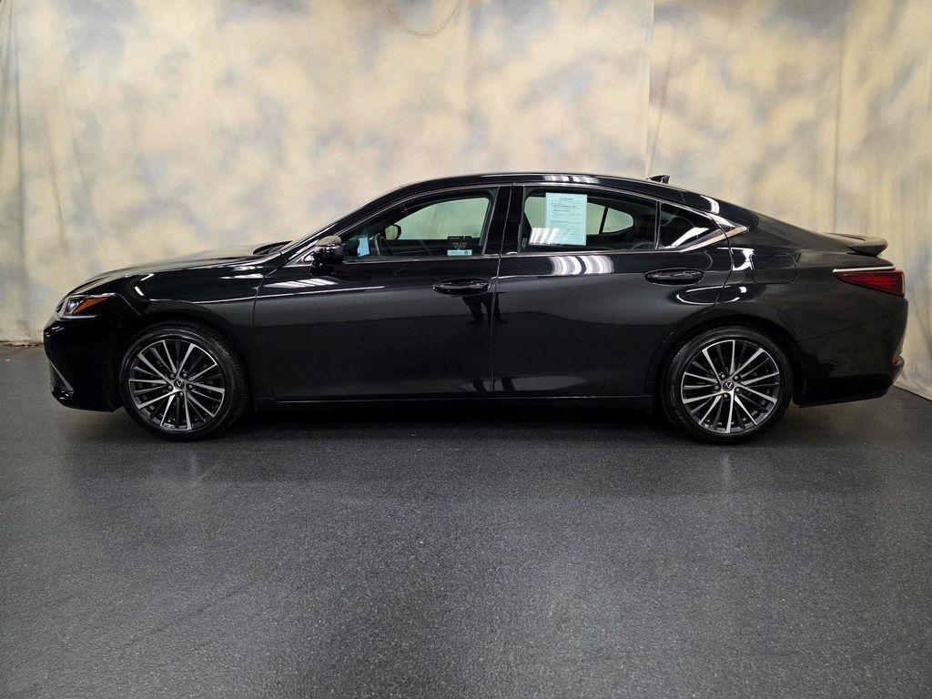used 2024 Lexus ES 350 car, priced at $41,990