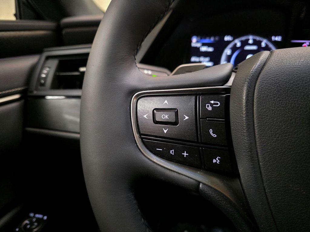 used 2023 Lexus ES 350 car, priced at $38,988