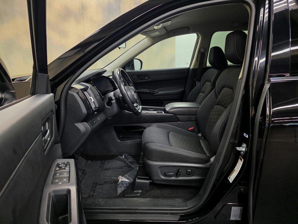 used 2024 Nissan Pathfinder car, priced at $27,690