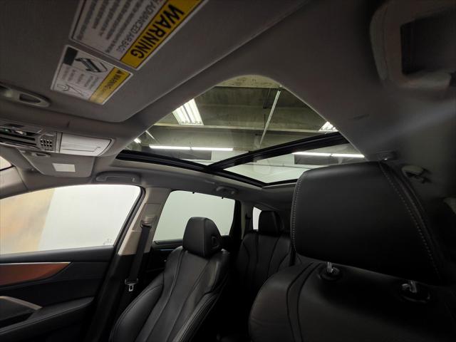 used 2022 Acura MDX car, priced at $37,990