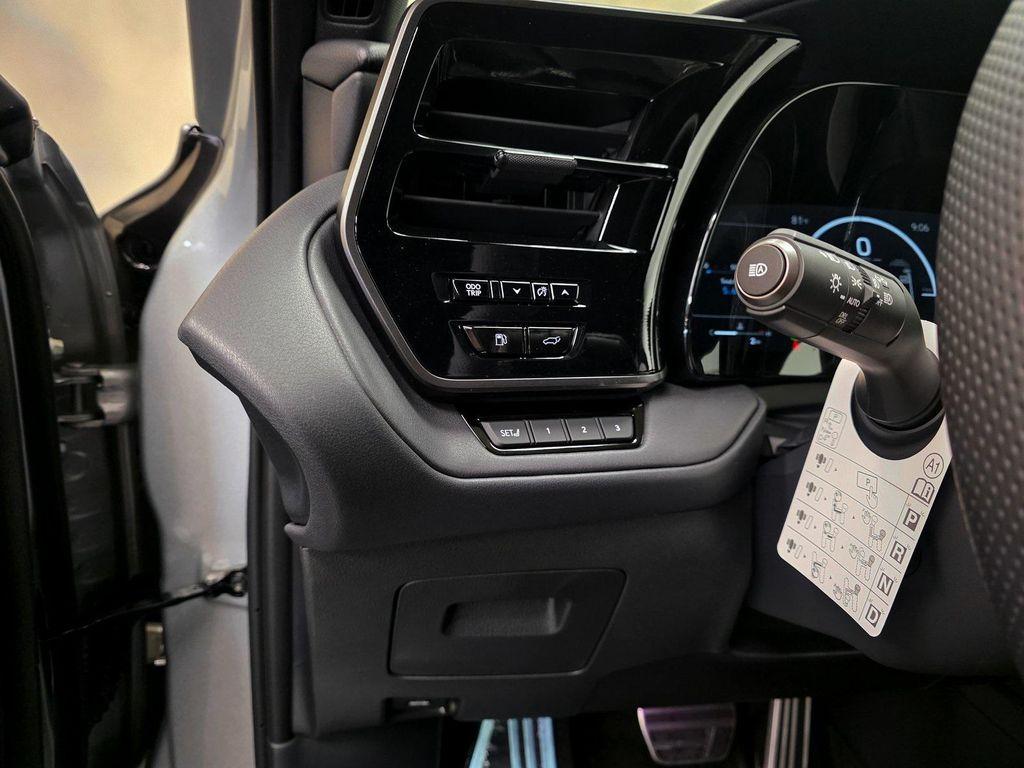 new 2025 Lexus TX 500h car, priced at $73,645