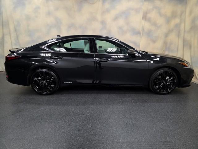used 2022 Lexus ES 300h car, priced at $42,988